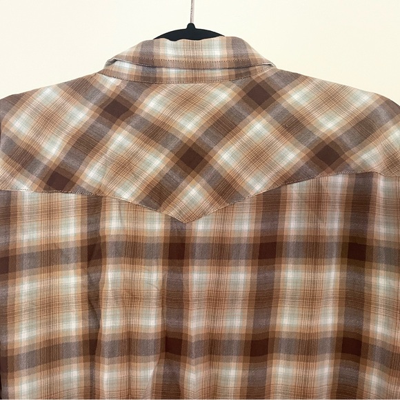 Lucky Brand Men's Brown Plaid Shirt with Pearl snaps - Picture 8 of 12
